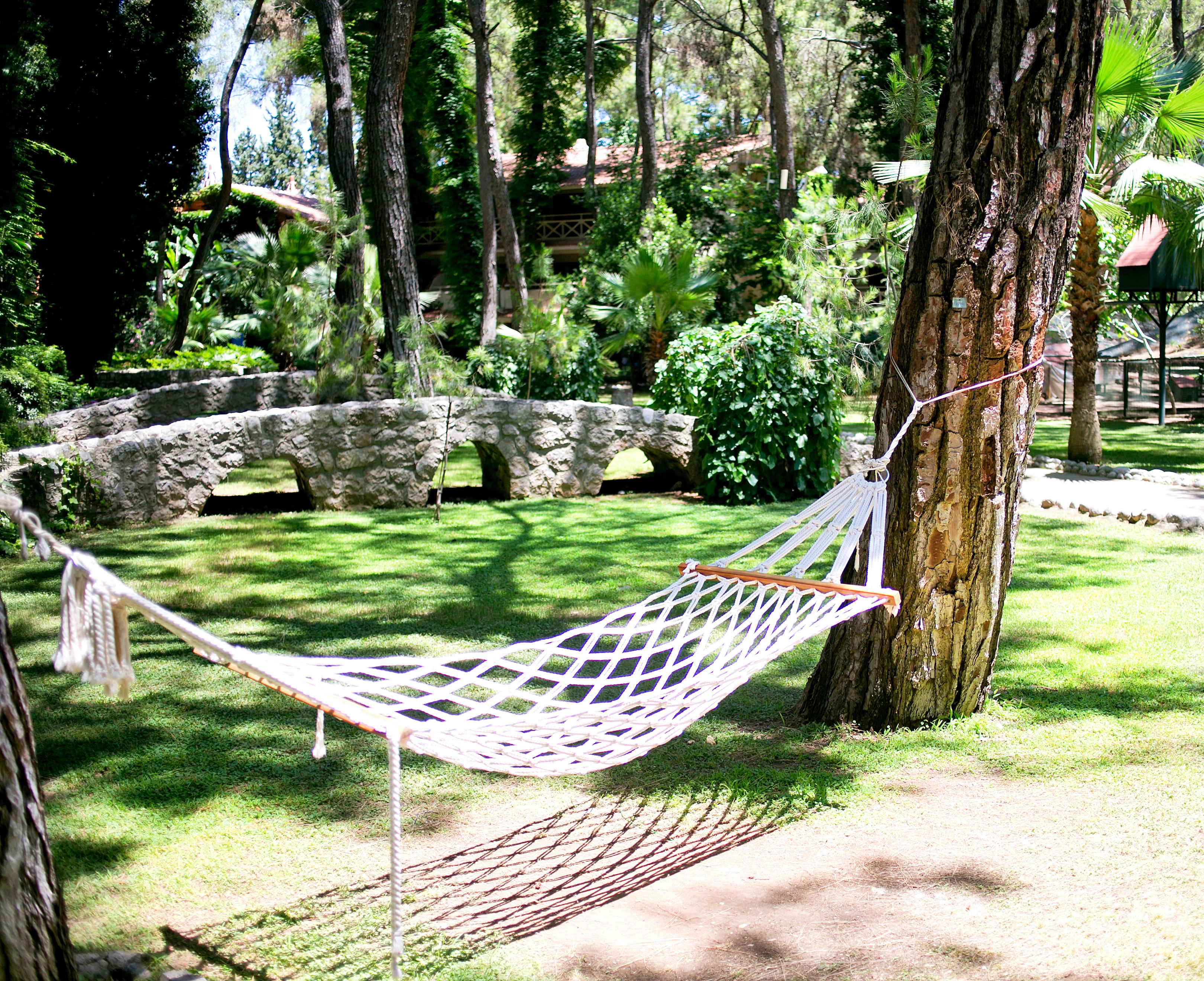 ホテル マート ミラ テキロヴァ エクステリア 写真 Hammock in the garden